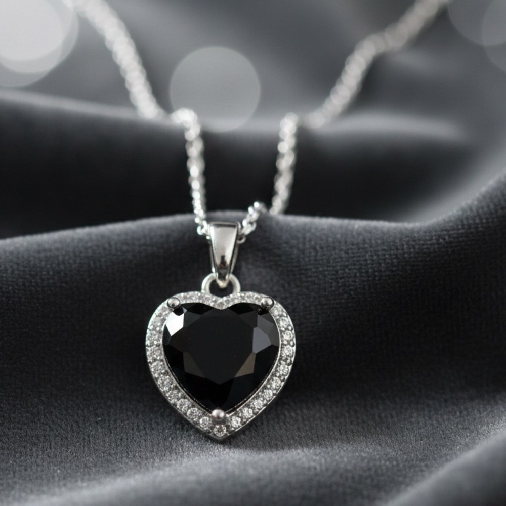 Elegant Black Heart Pendant Necklace